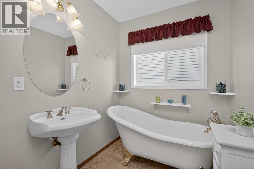 112 Prestwick Point SE - 20