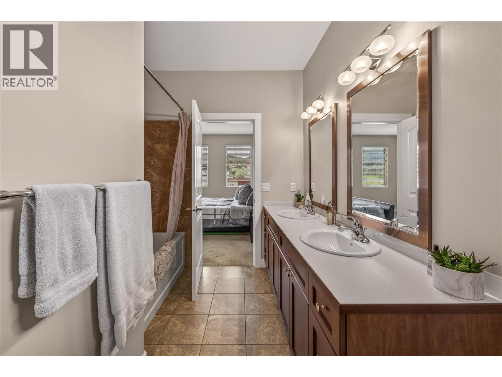 1699 Treffry Place, Summerland