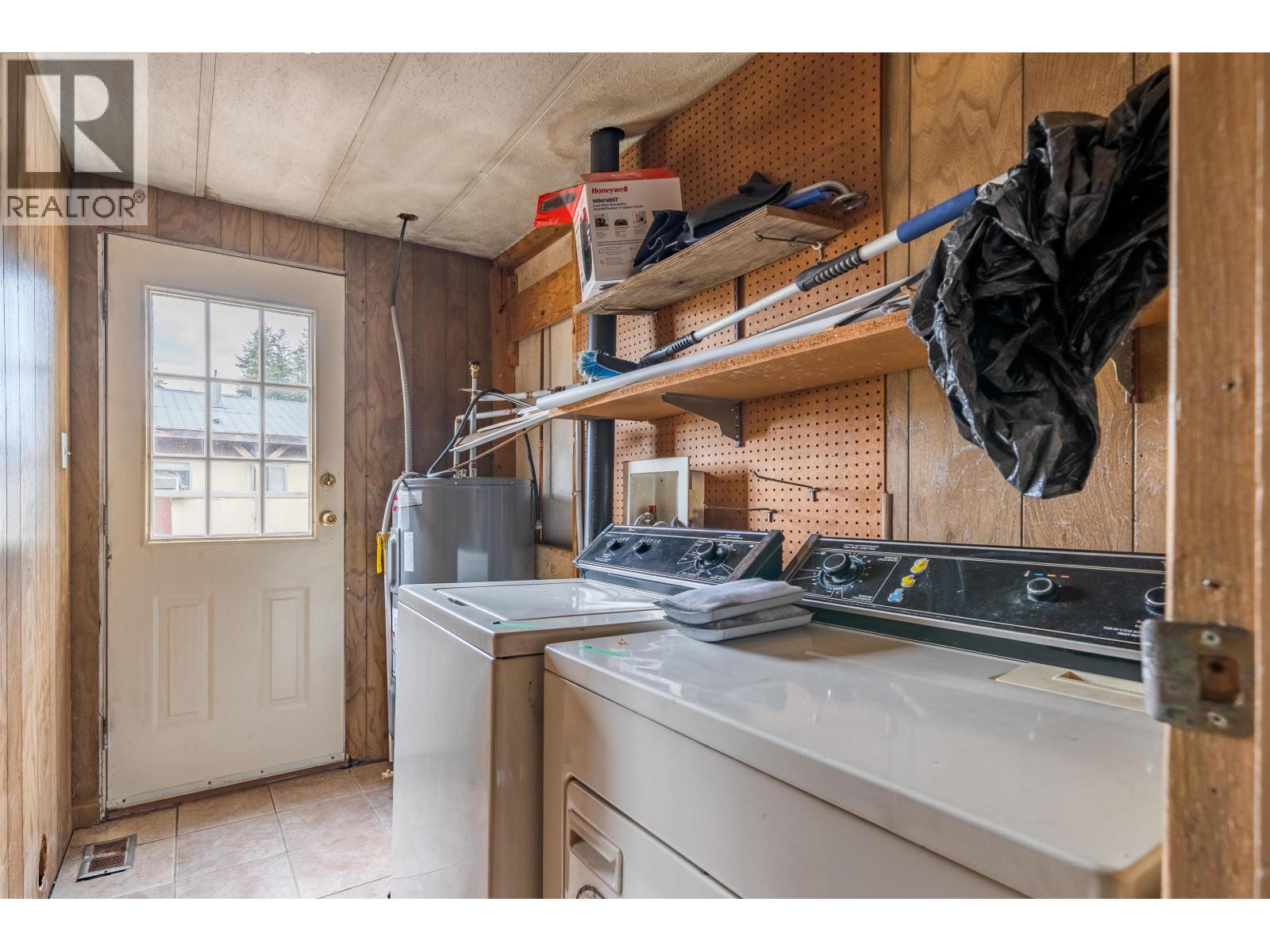 4807 CLARKE AVENUE - 10
