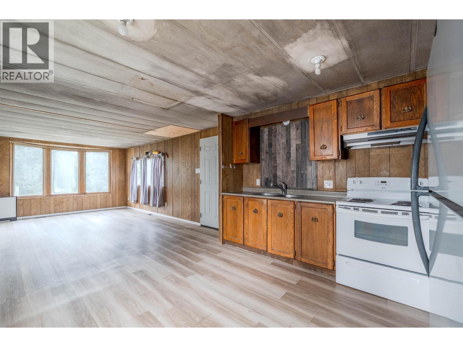 4807 CLARKE AVENUE - 9