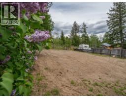 4807 Clarke Avenue, Lac La Hache, BC V0K1T0 Photo 15