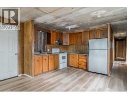 4807 Clarke Avenue, Lac La Hache, BC V0K1T0 Photo 8