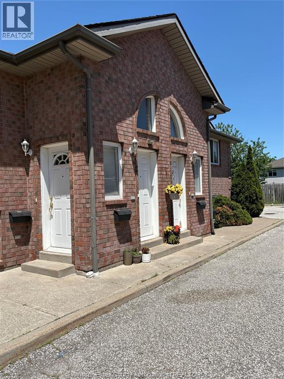 2290 DAYTONA AVENUE - 1