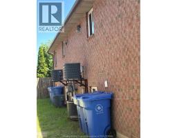 2290 Daytona Avenue, Windsor, ON N9B3Y2 Photo 9