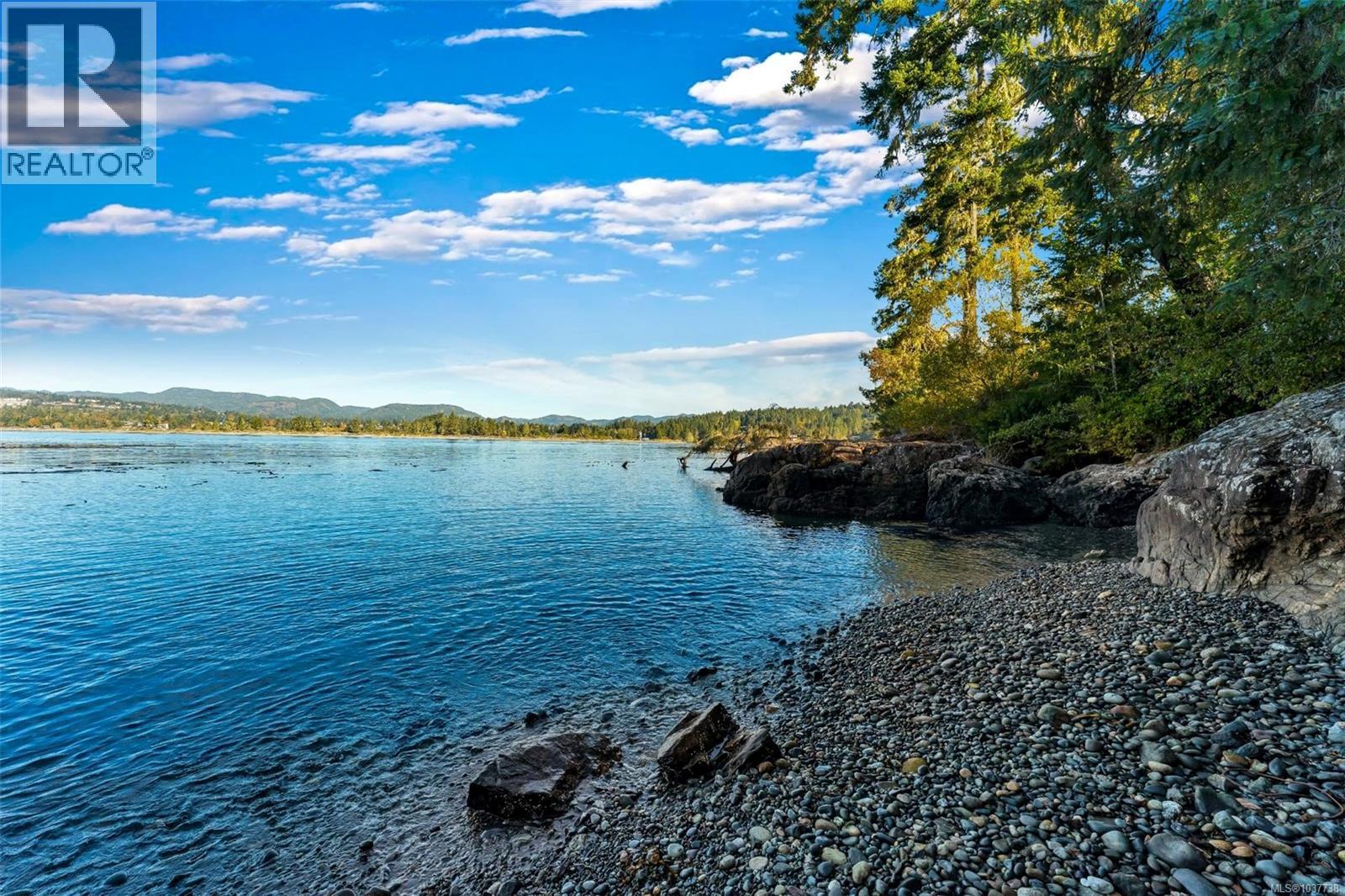 7210 Sea Cliff Rd - 65