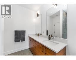 7210 Sea Cliff Rd, Sooke, BC V9Z1A8 Photo 50