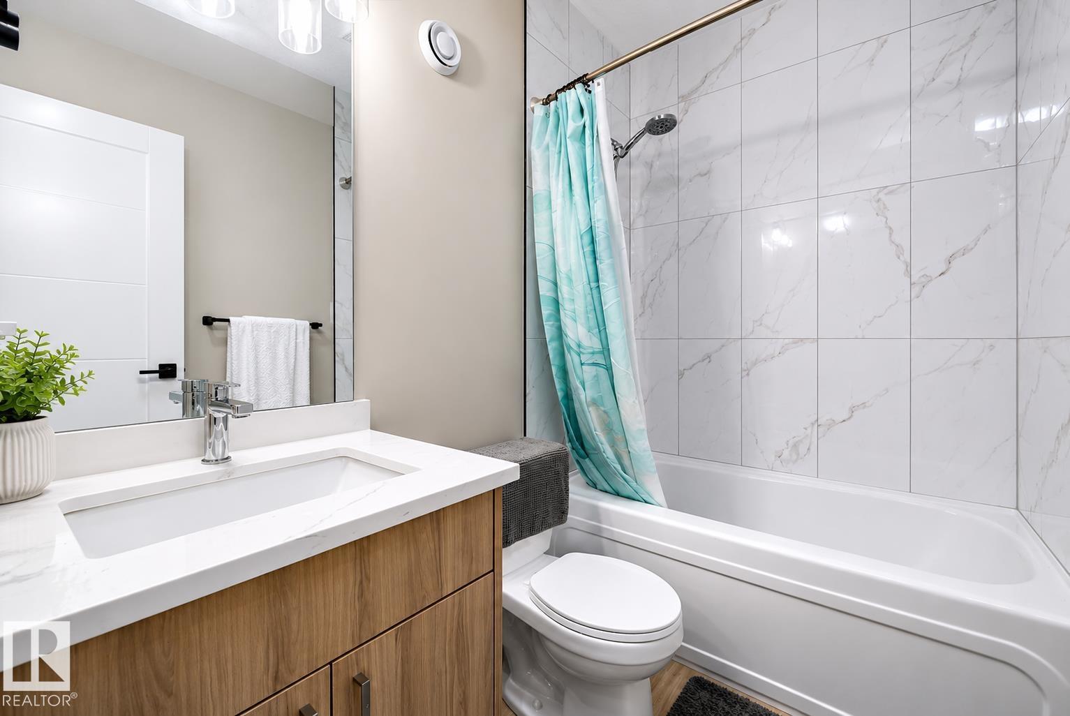7208 78 AV NW - 21