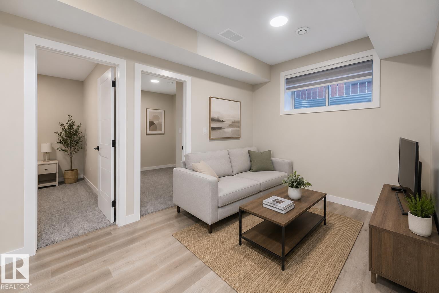 7208 78 AV NW - 27