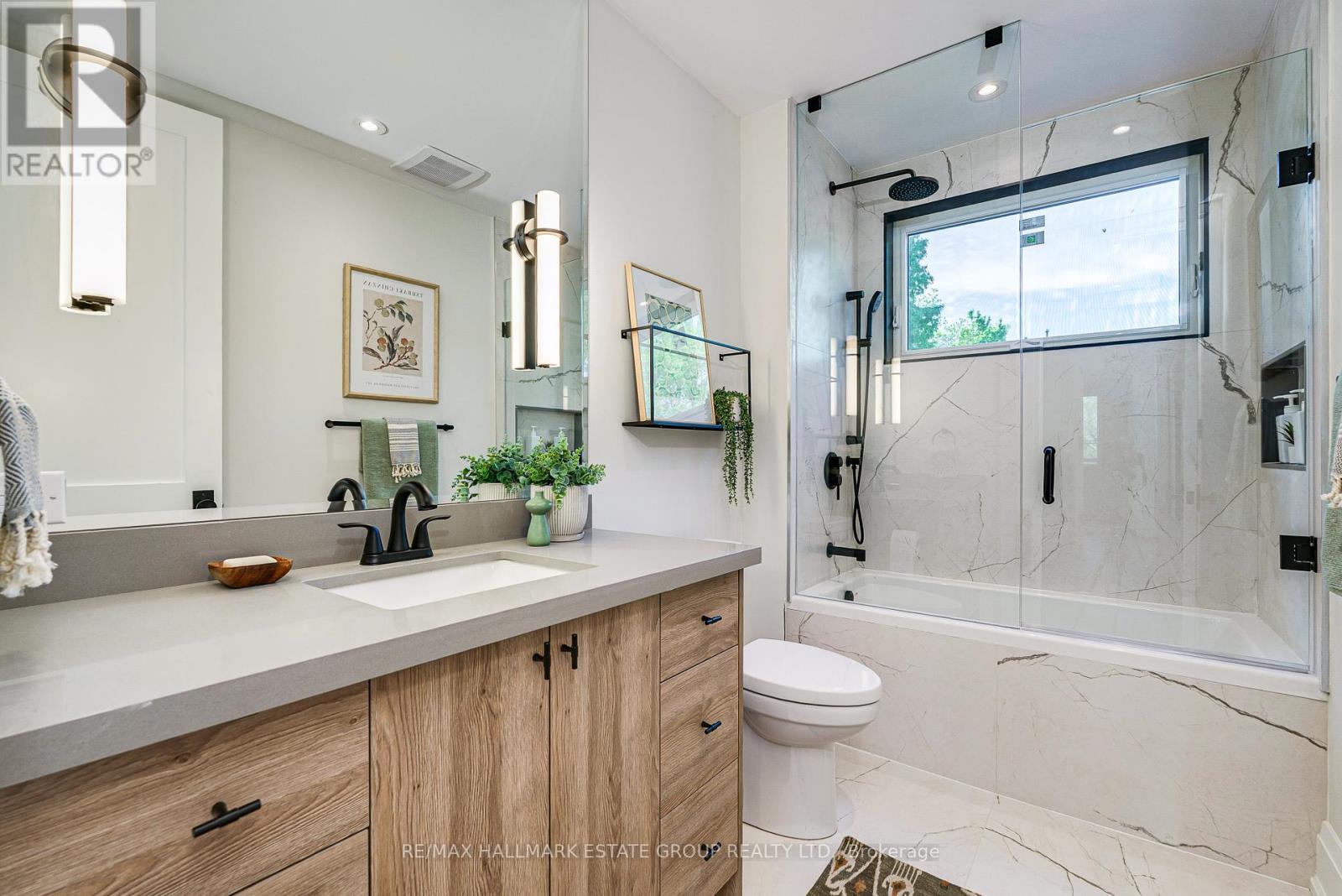54 SPROAT AVENUE - 35