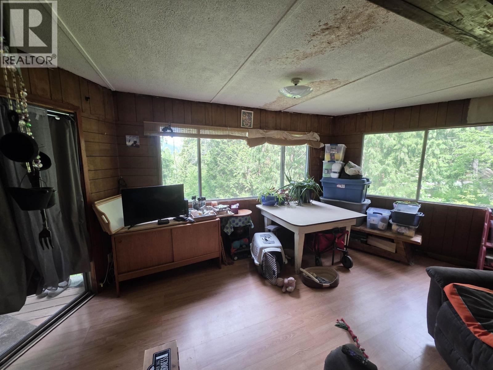 4556 JOHNS ROAD - 19