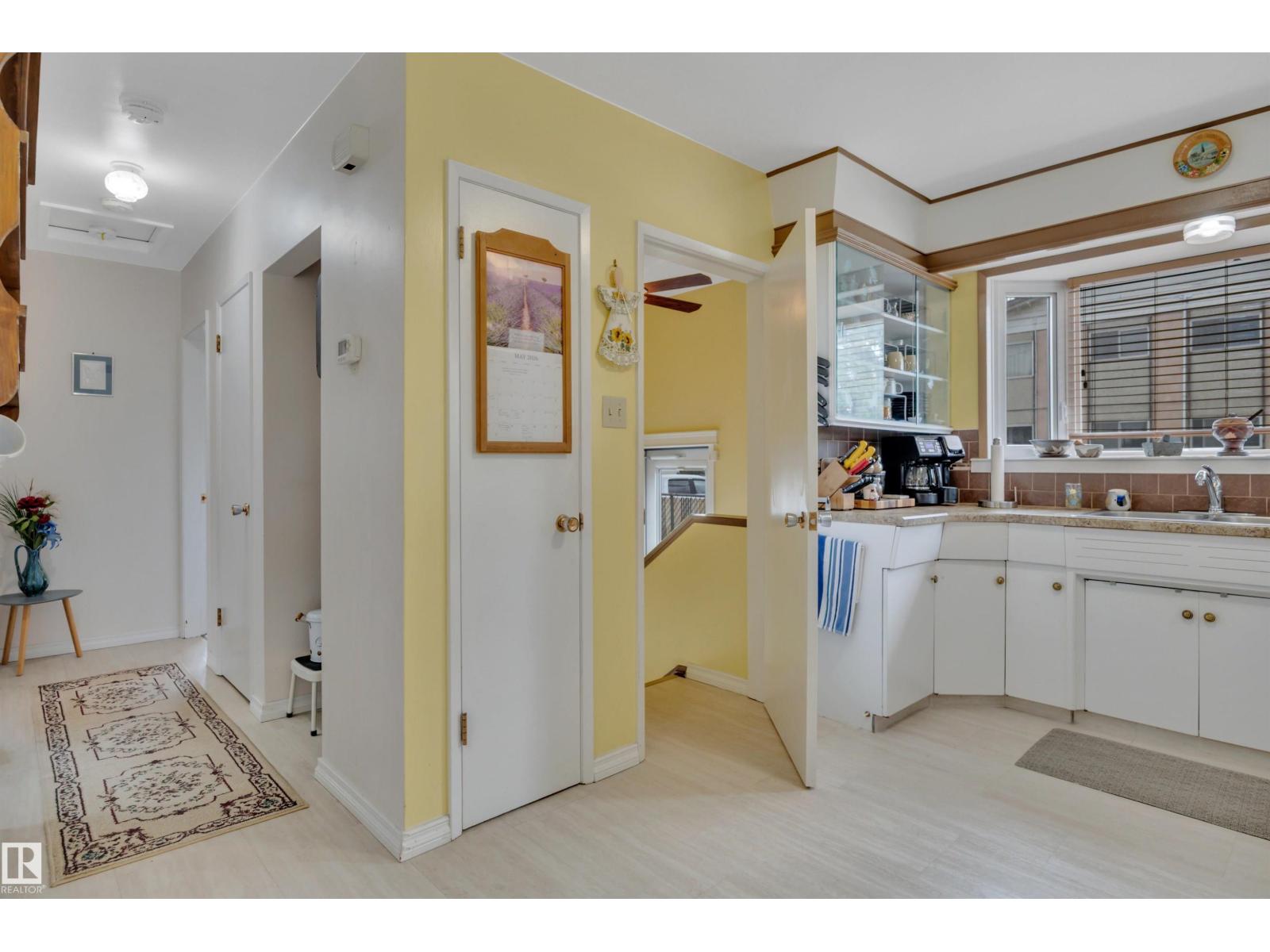 12717 91 ST NW - 18