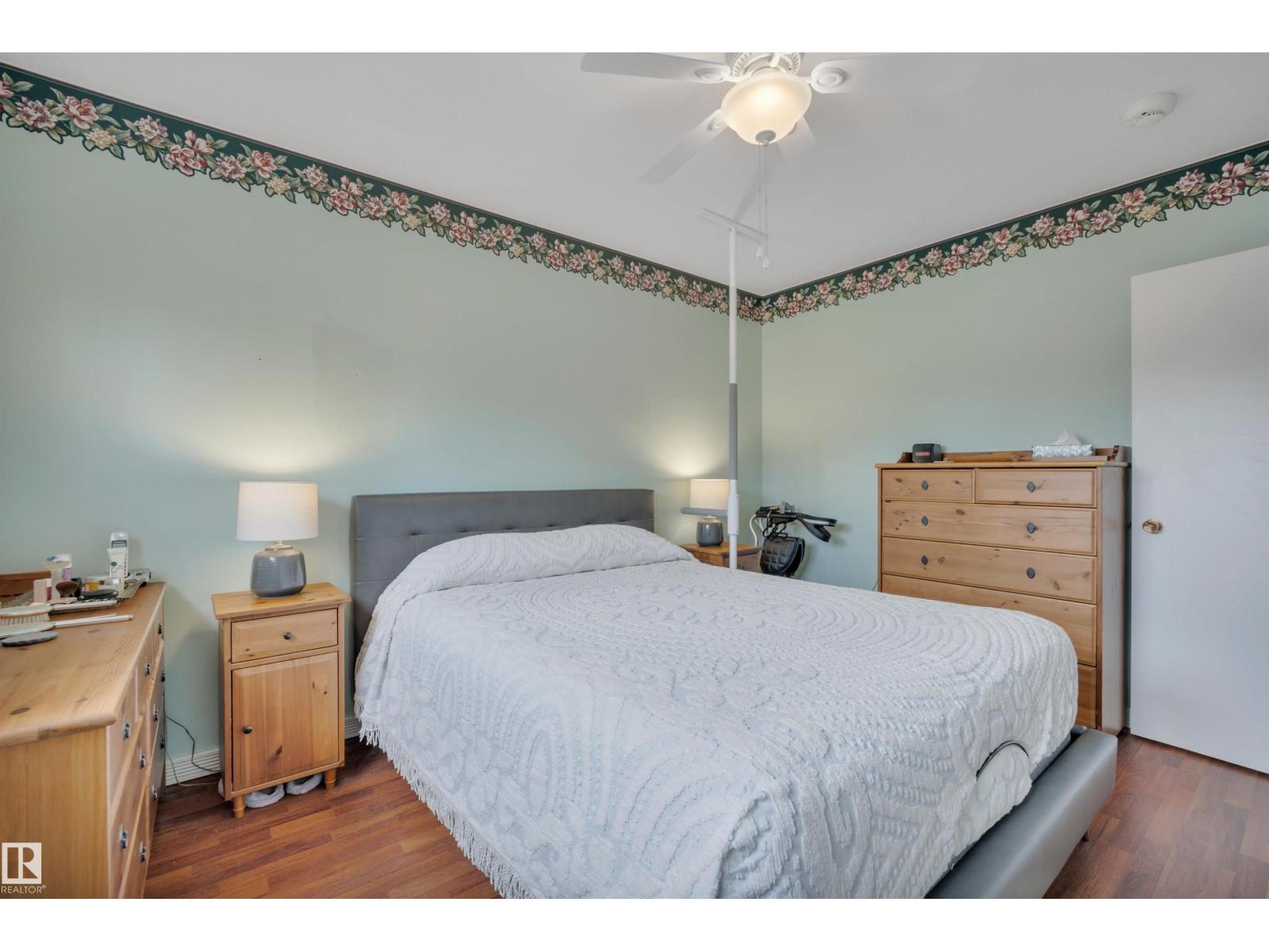 12717 91 ST NW - 20