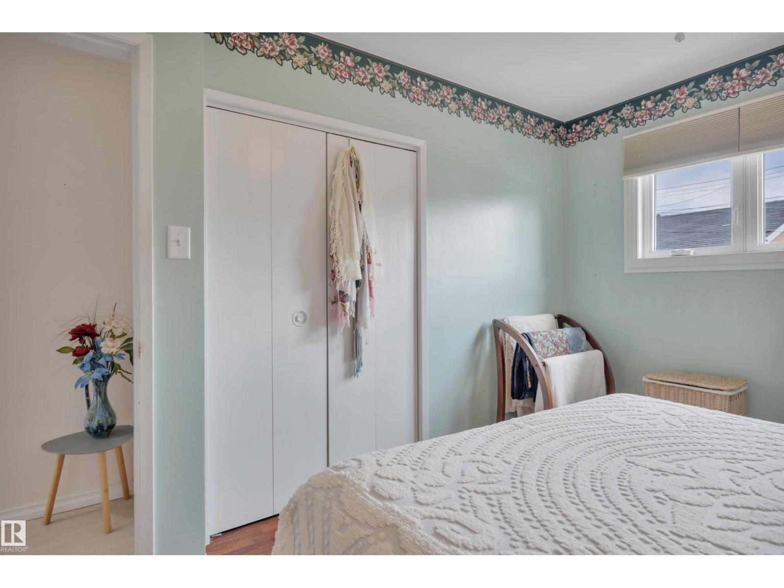 12717 91 ST NW - 21