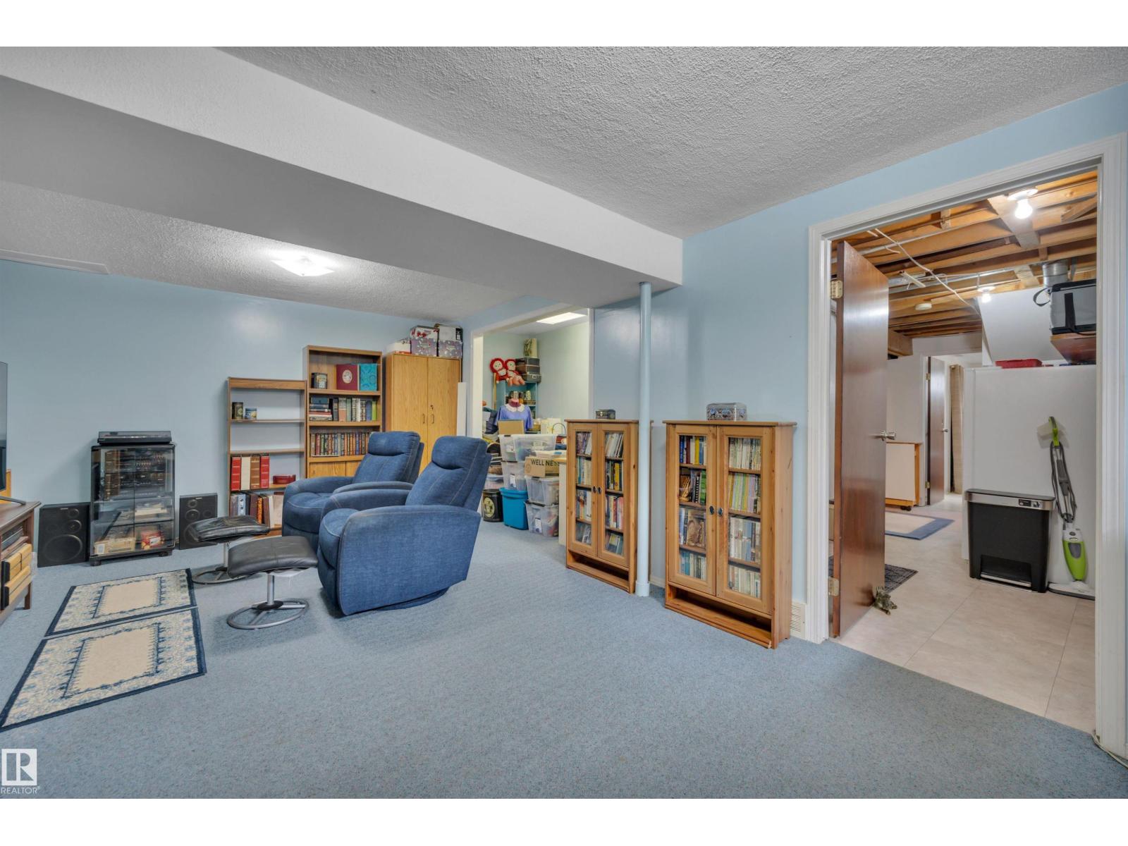 12717 91 ST NW - 30