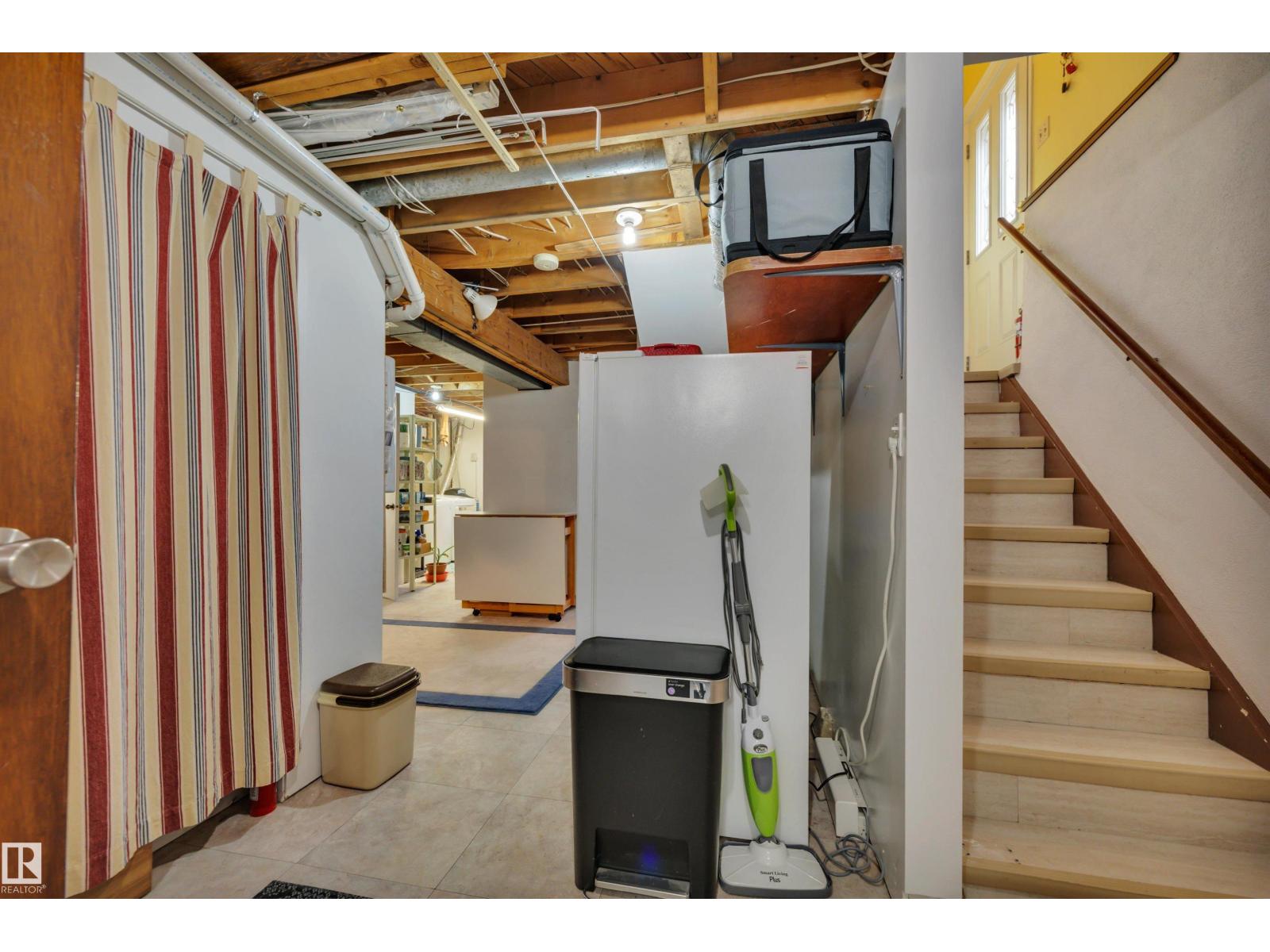 12717 91 ST NW - 31