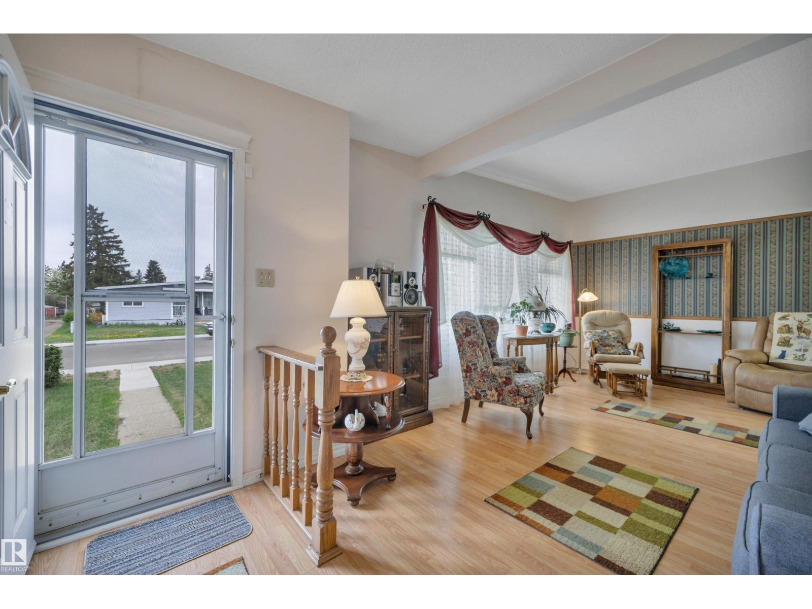 12717 91 ST NW - 7