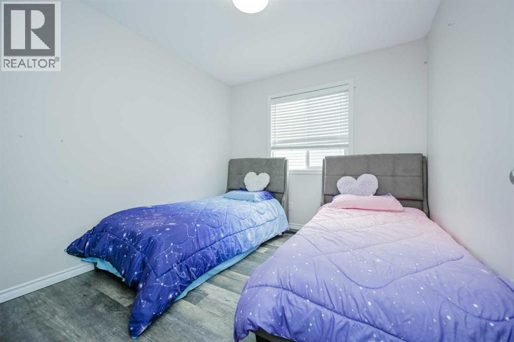 8714 88A Street - 27