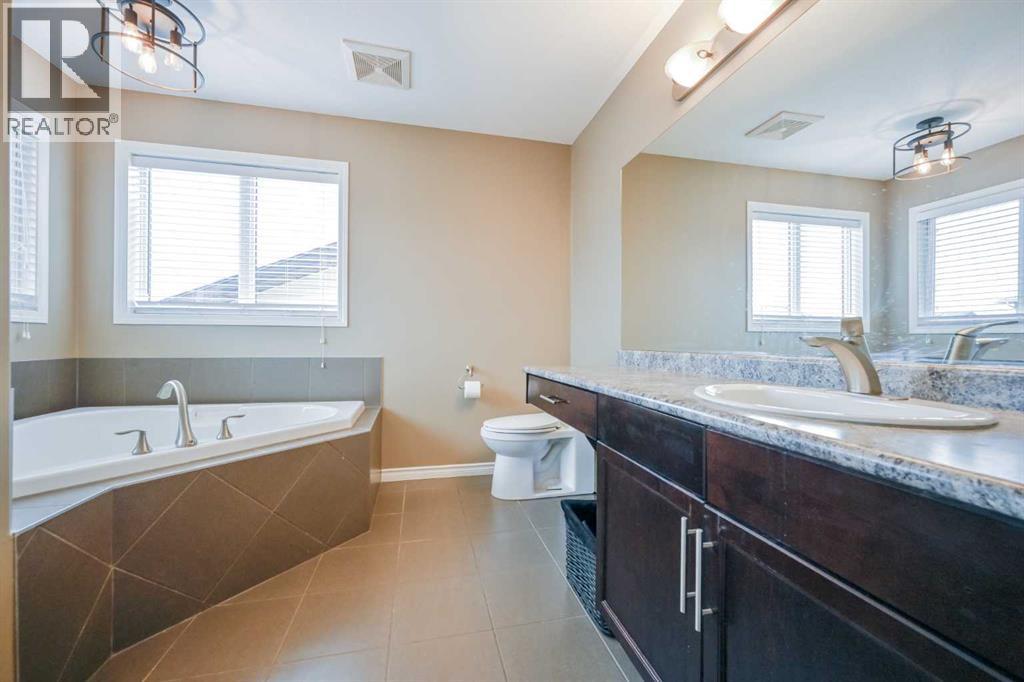 8714 88A Street - 30