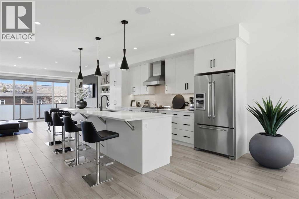 2227 47 Street NW - 11