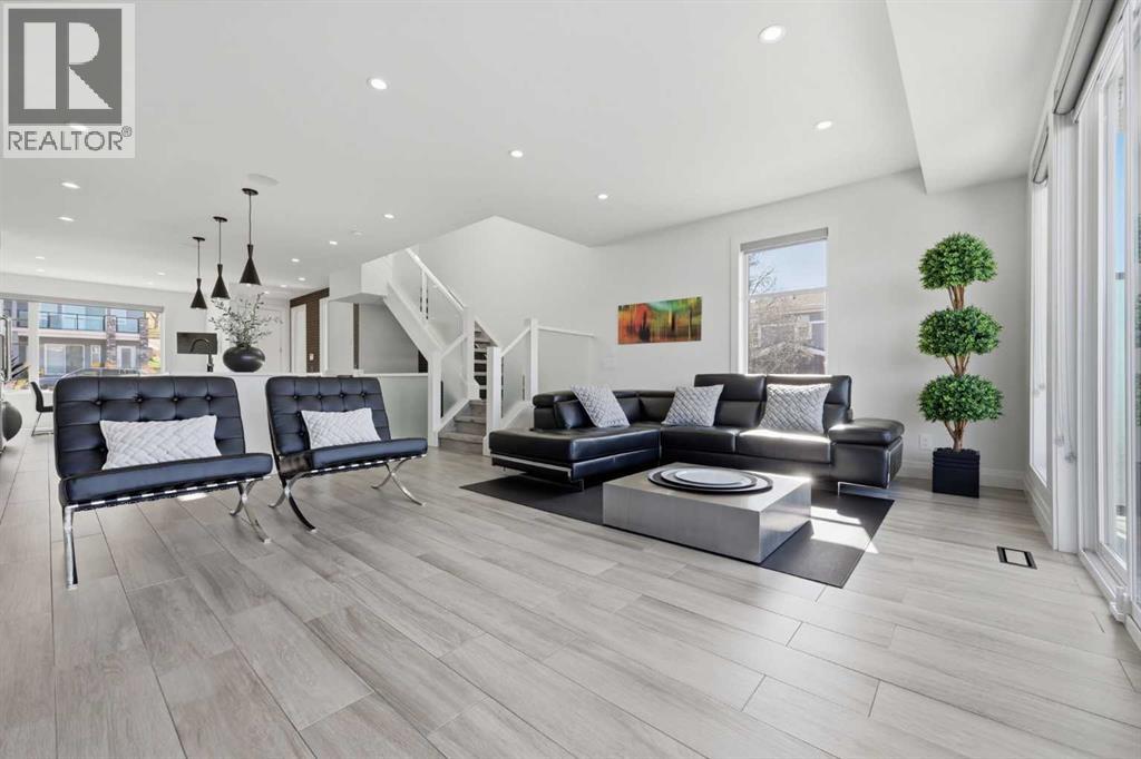 2227 47 Street NW - 6