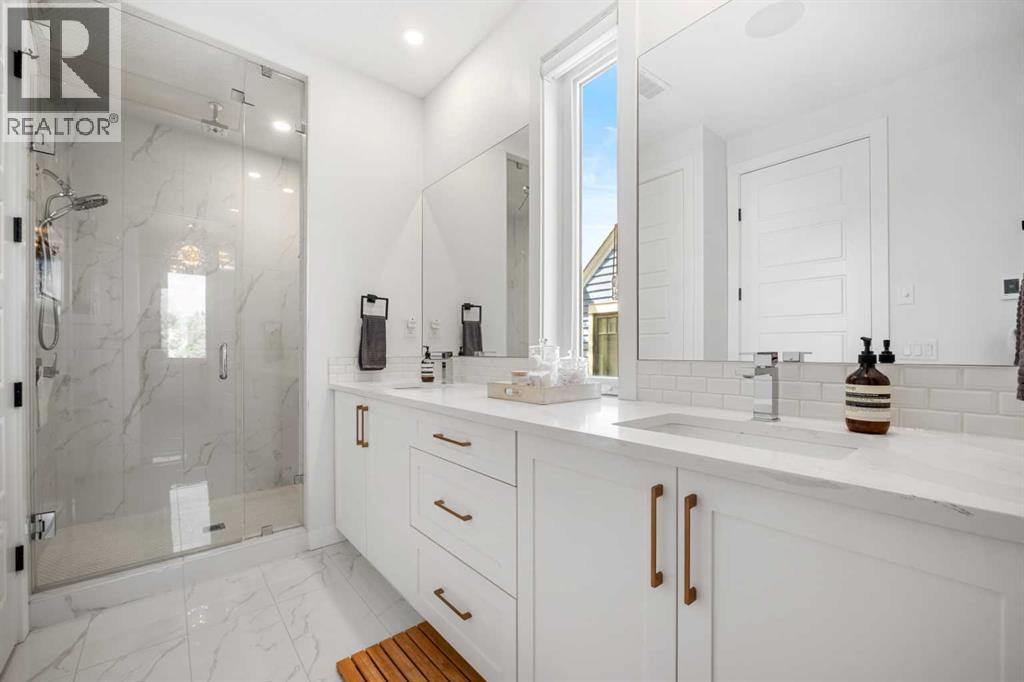 1303 18 Avenue NW - 21