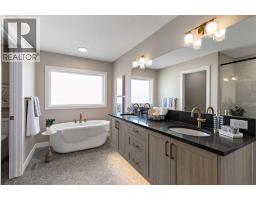 4pc Bathroom - 28 Southborough Lane, Cochrane, AB T2C5H9 Photo 13