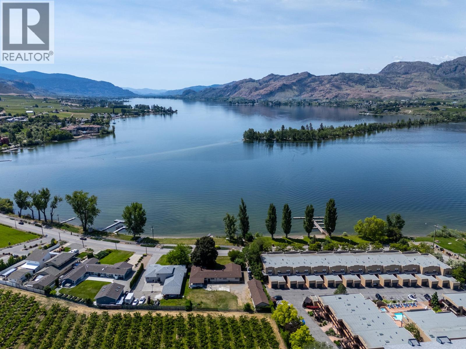 5231 Lakeshore Drive, Osoyoos