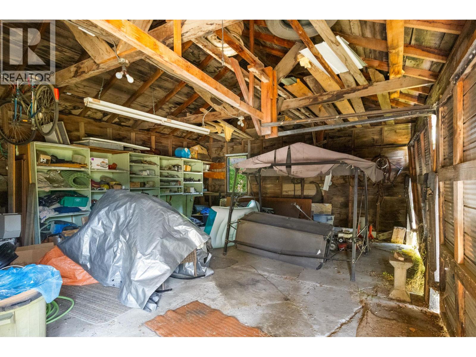 5231 Lakeshore Drive, Osoyoos