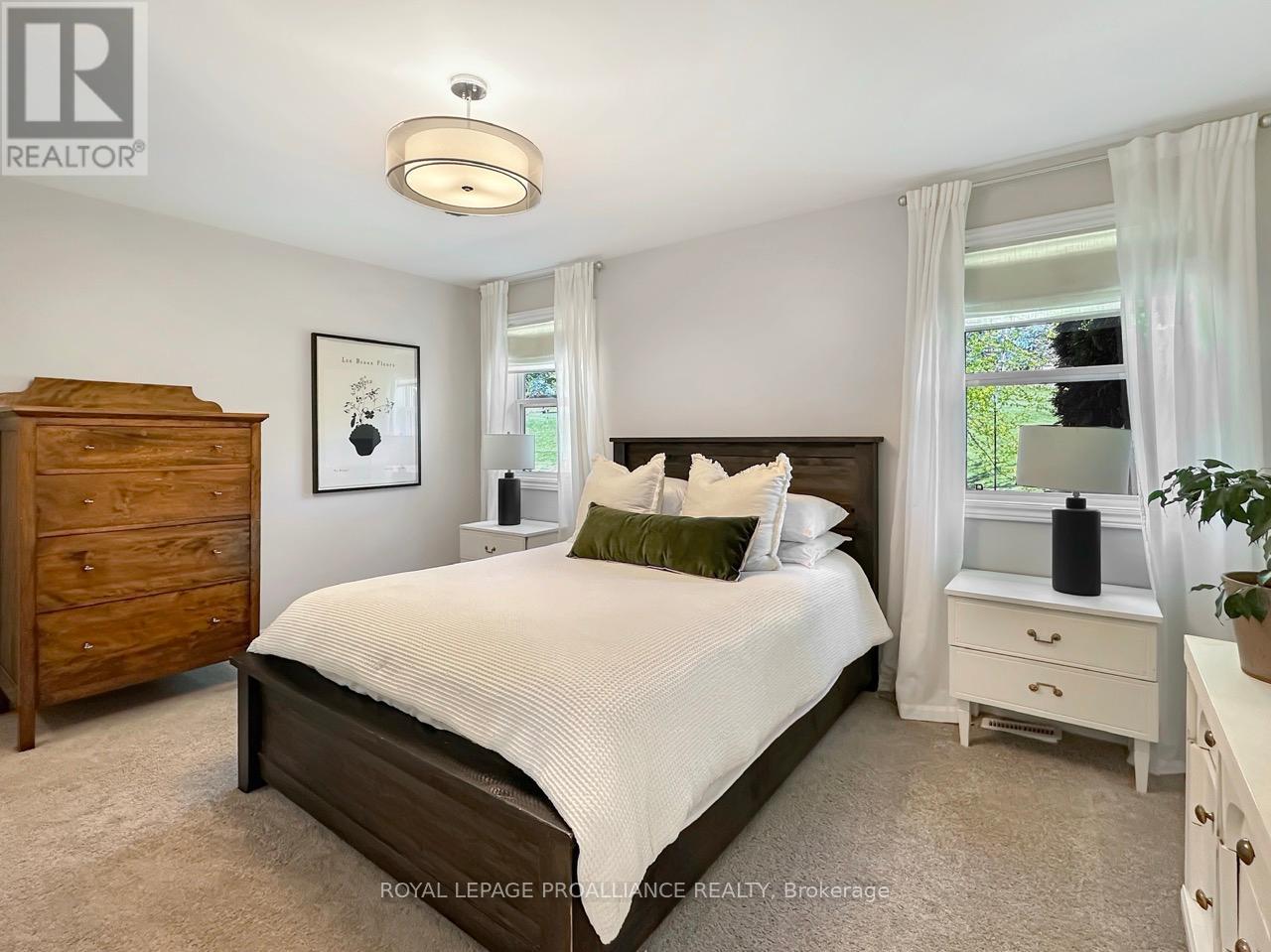 42 WINDWHISPER DRIVE - 24