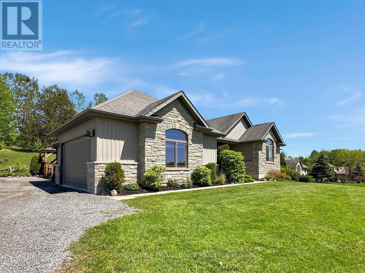 42 WINDWHISPER DRIVE - Image 2