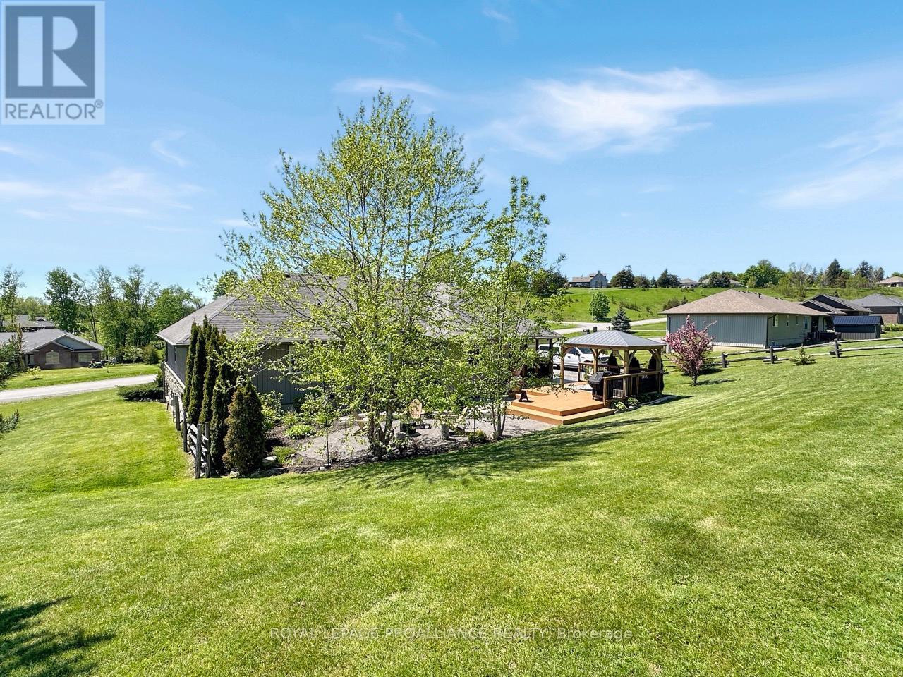 42 WINDWHISPER DRIVE - 49