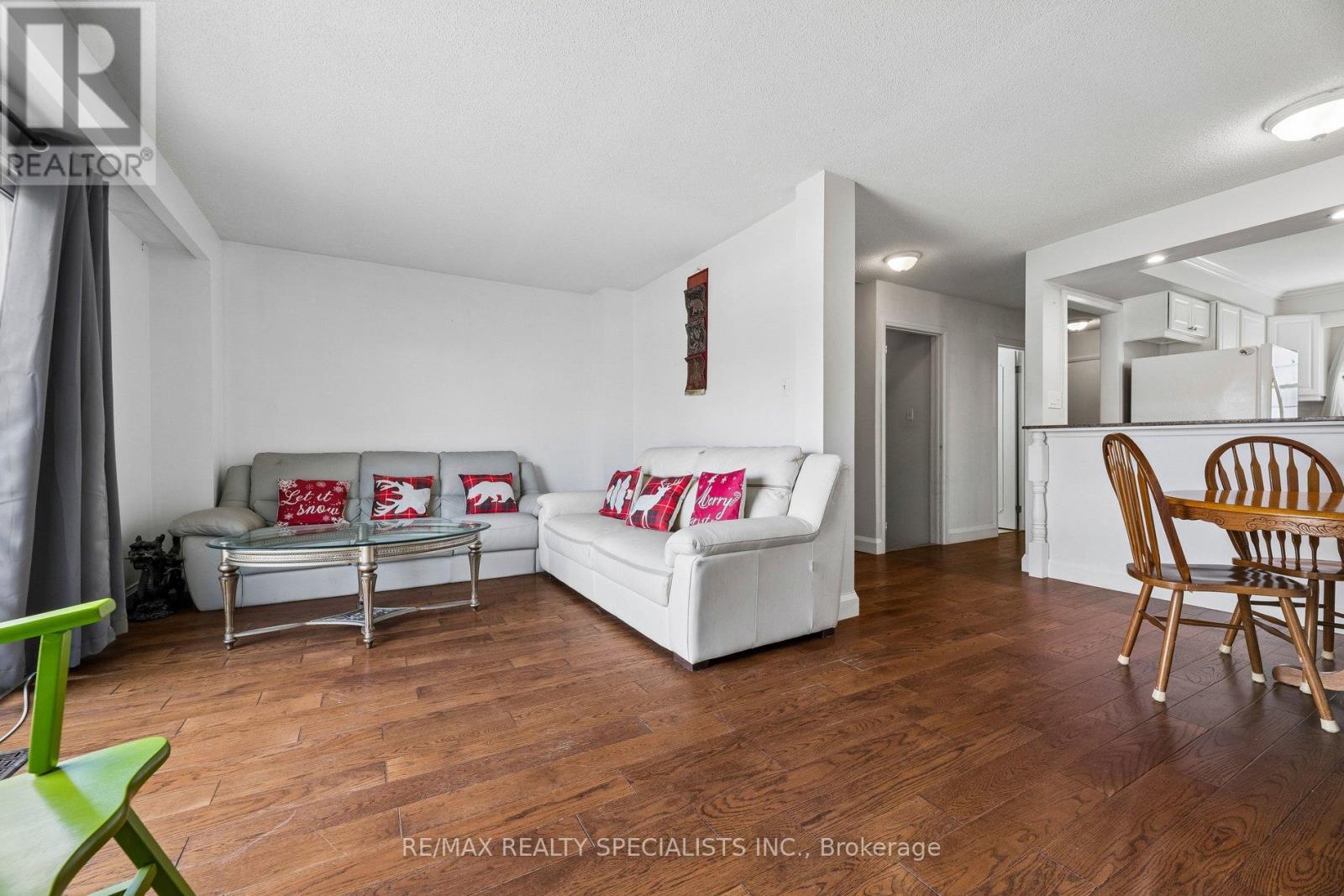 #72 580 EYER DRIVE - 14