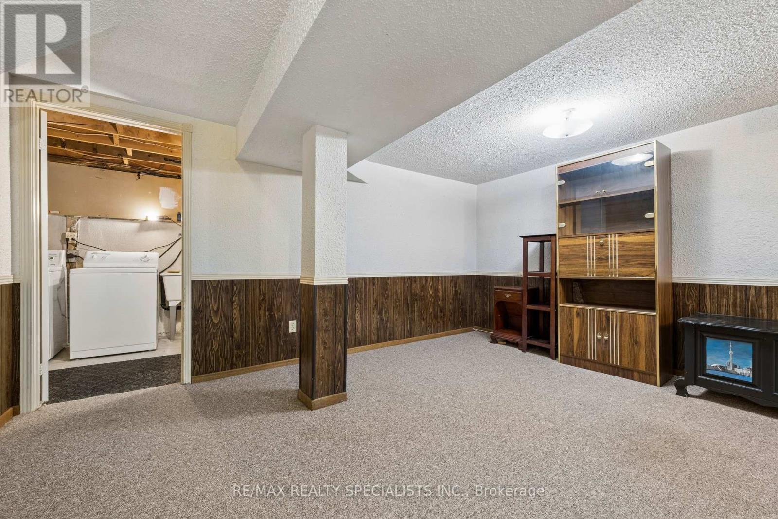 #72 580 EYER DRIVE - 26