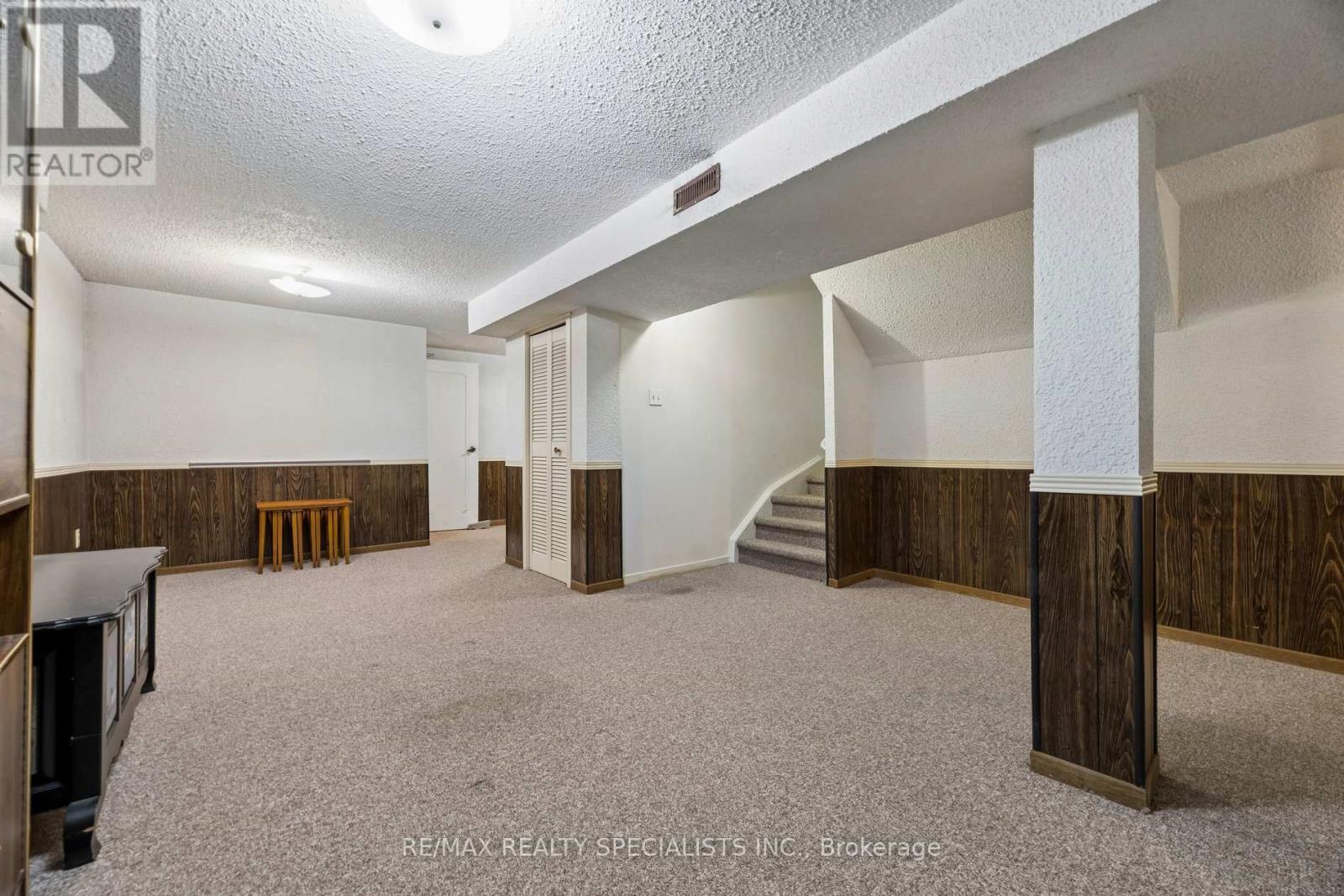 #72 580 EYER DRIVE - 28