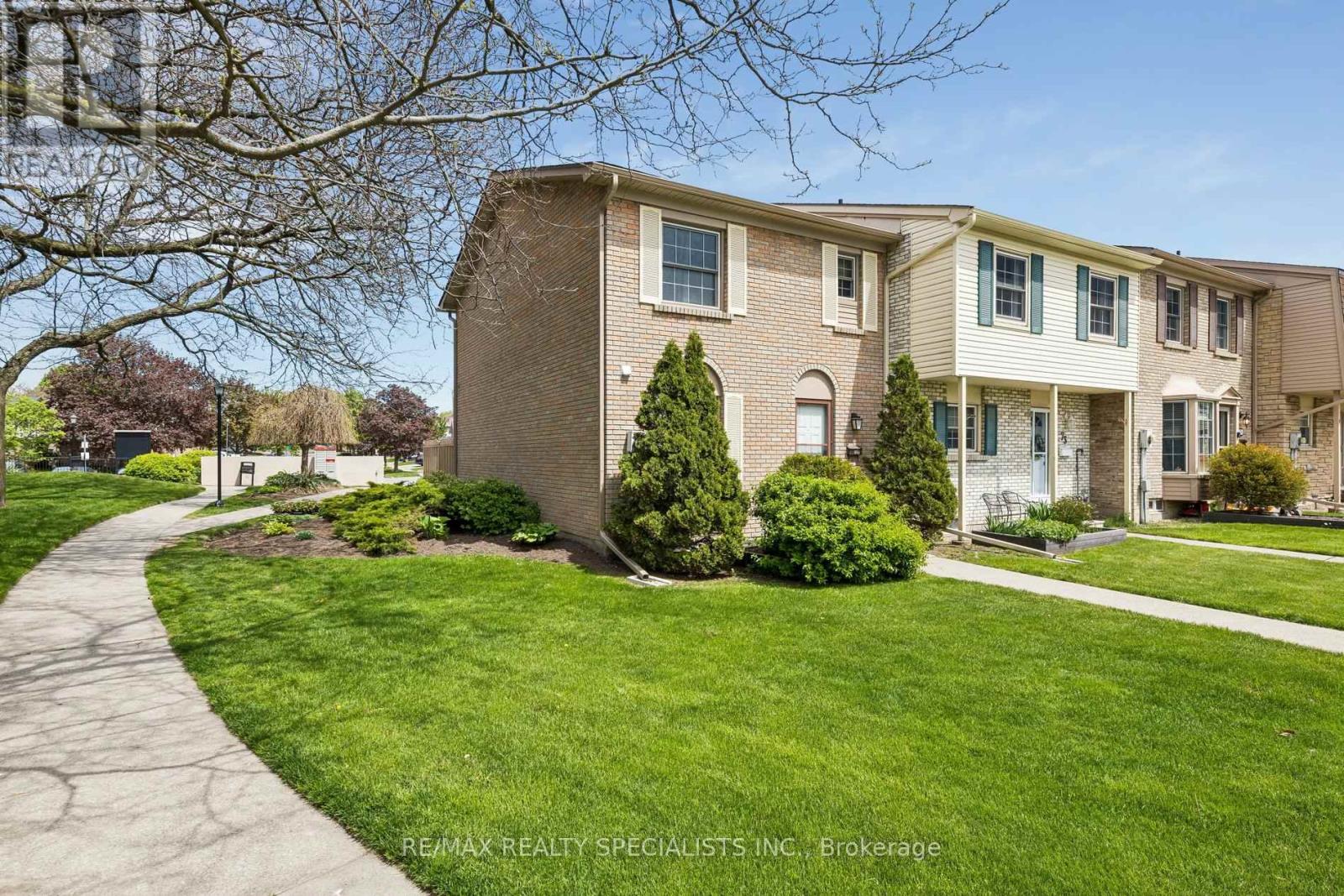 #72 580 EYER DRIVE - 3