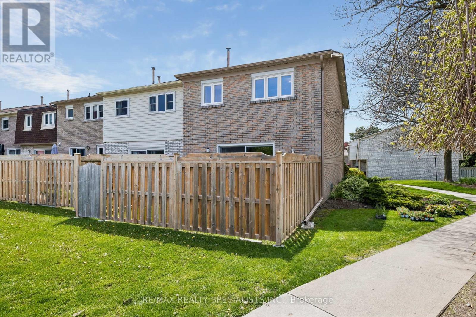 #72 580 EYER DRIVE - 35