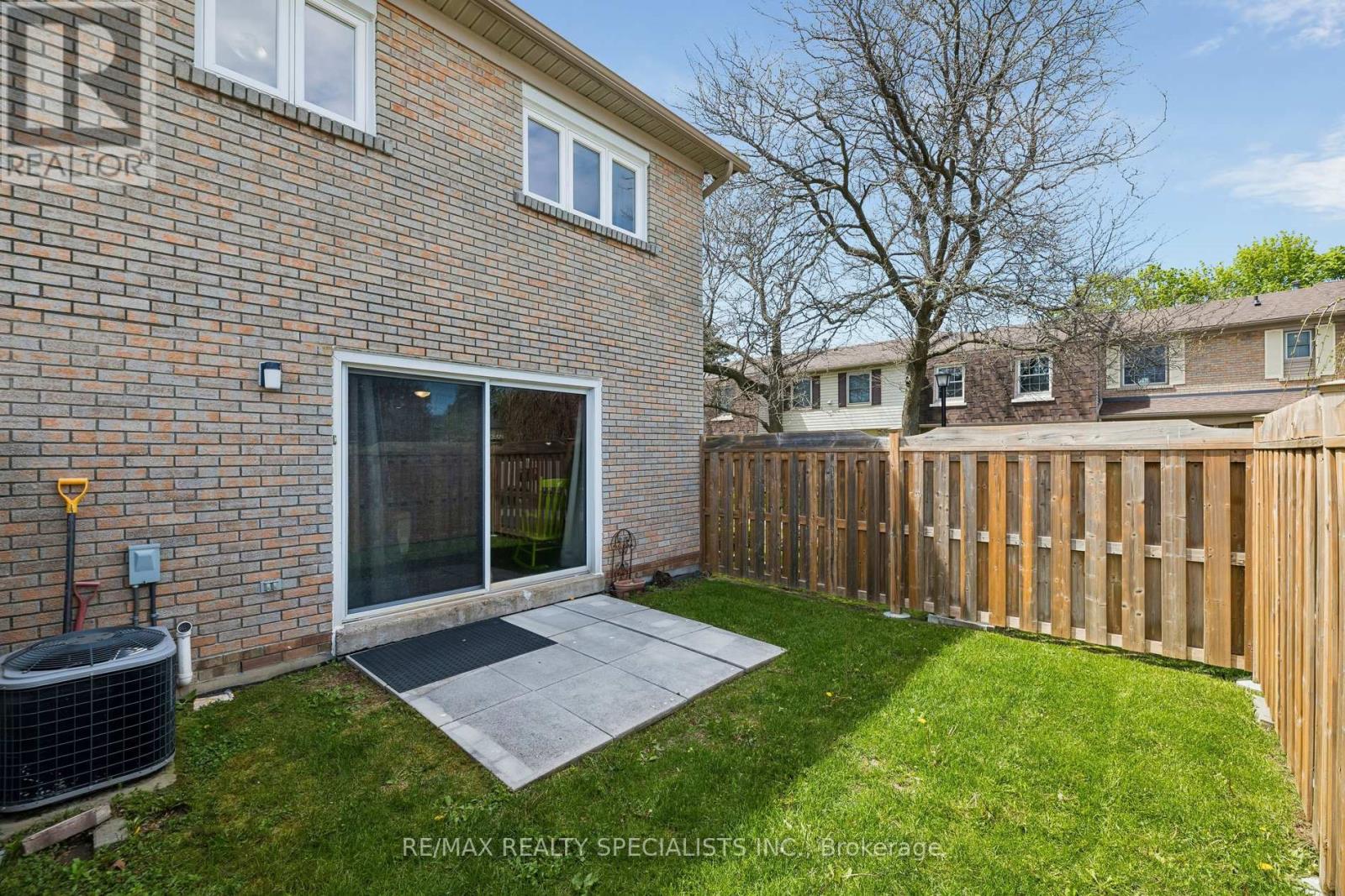 #72 580 EYER DRIVE - 36