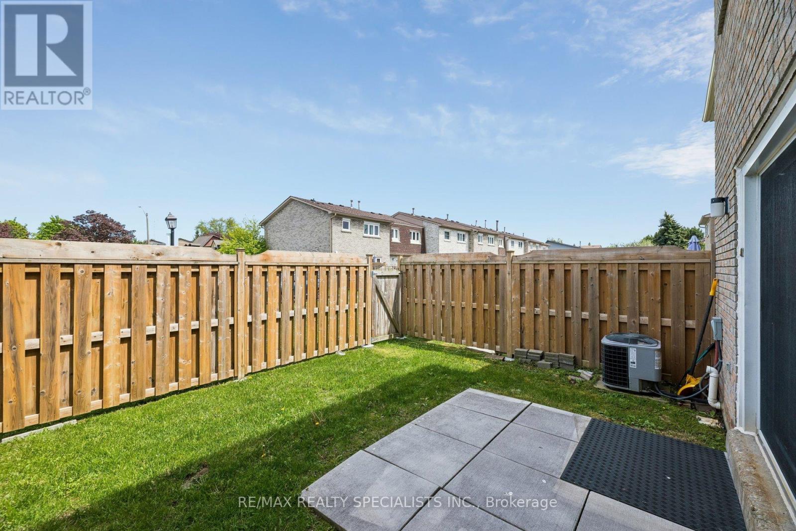 #72 580 EYER DRIVE - 38