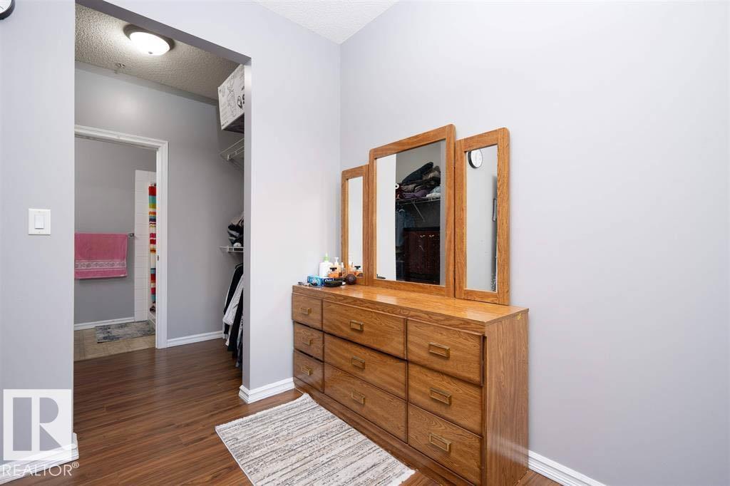 #117 226 Macewan SW SW - 12
