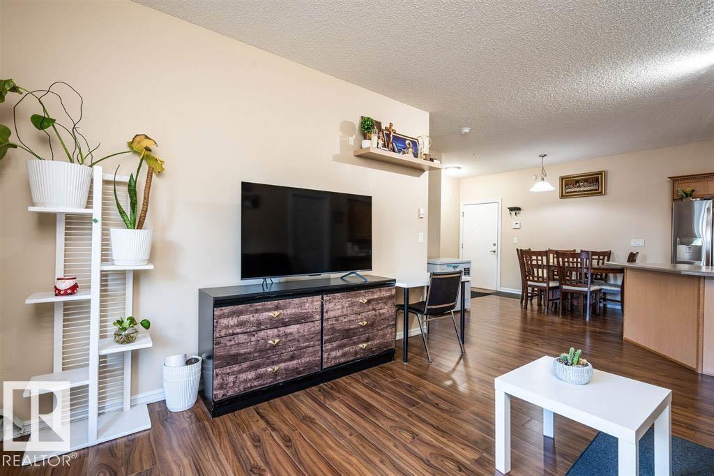 #117 226 Macewan SW SW - 16