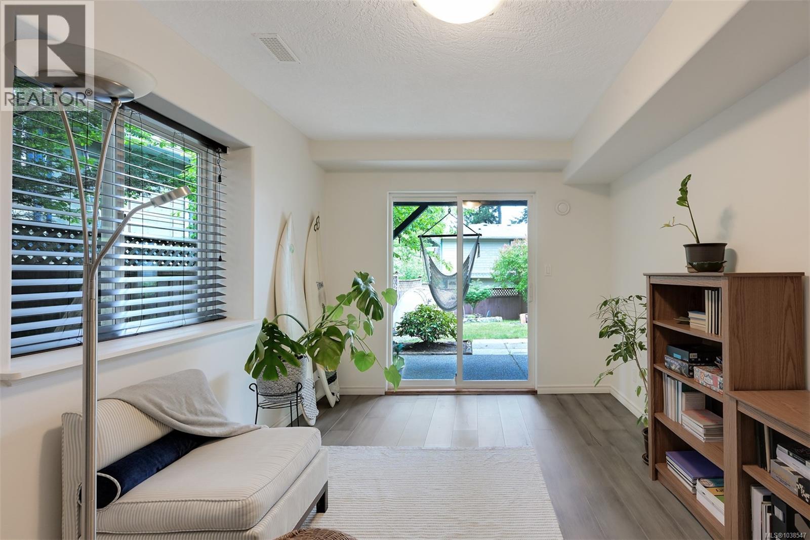 5909 Upland Ave - 8