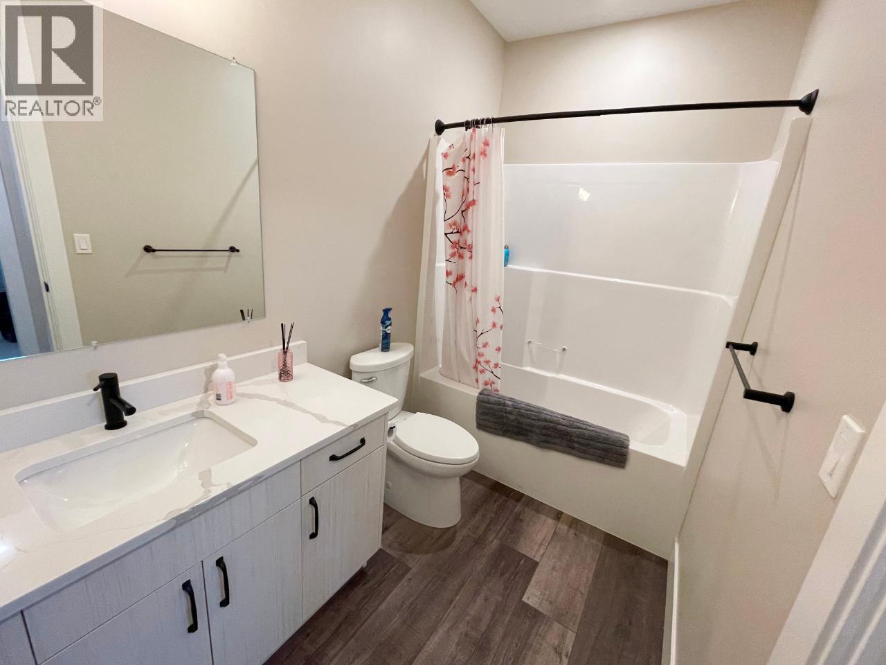 #213 3313 Wilson Street - 18