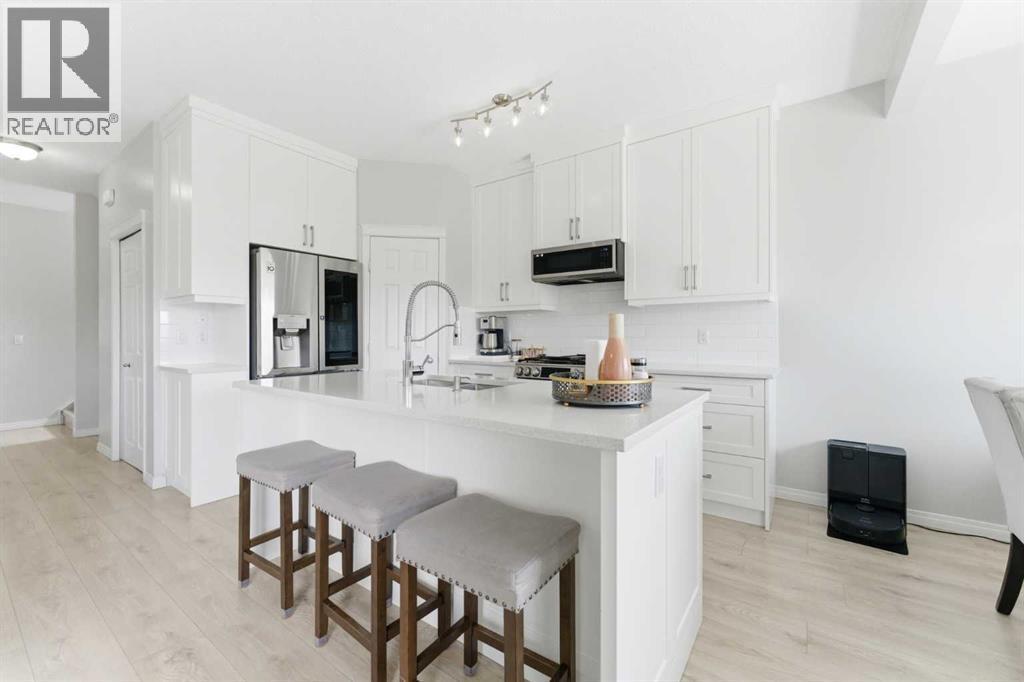 118 Saddletree Close NE - 4