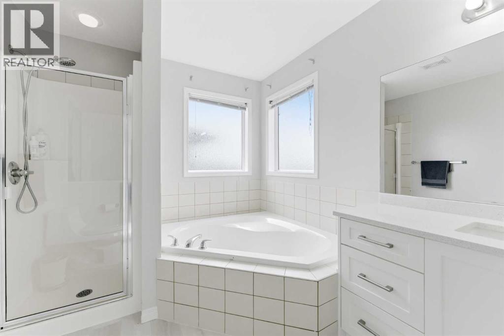 118 Saddletree Close NE - 16