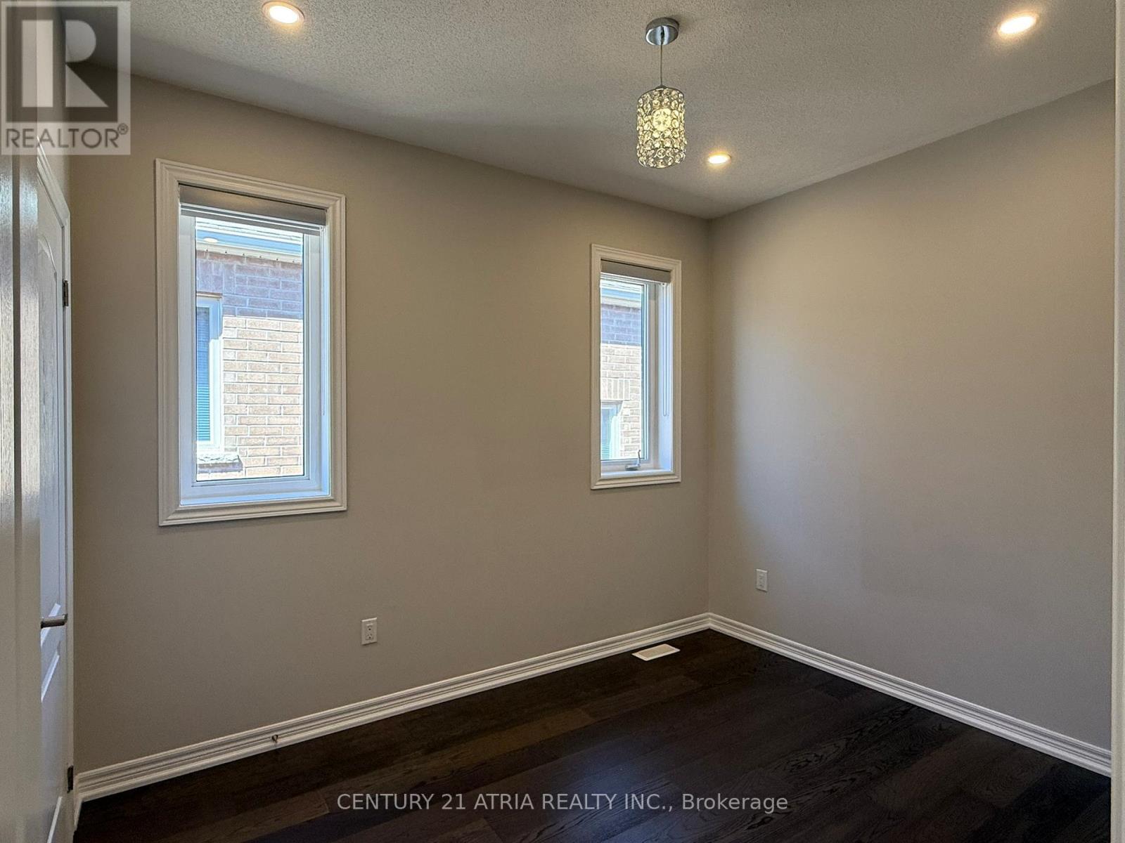 52 LUZON AVENUE - 21