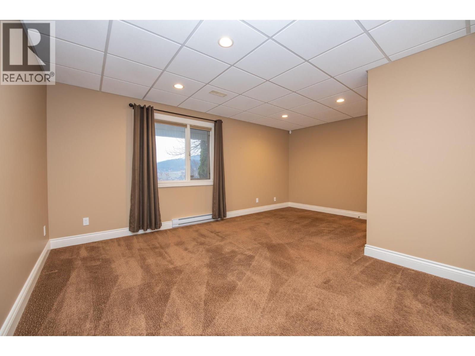 7903 Lakeview Drive - 37