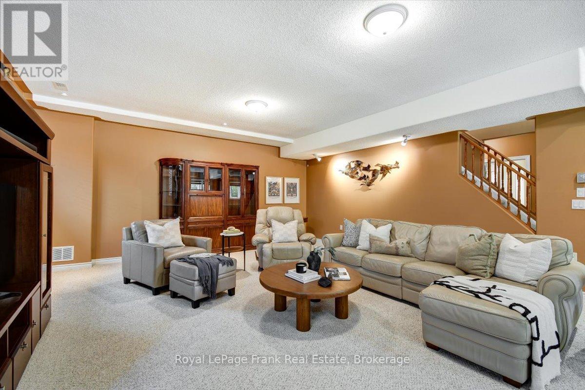 743 FORTYE DRIVE - 18