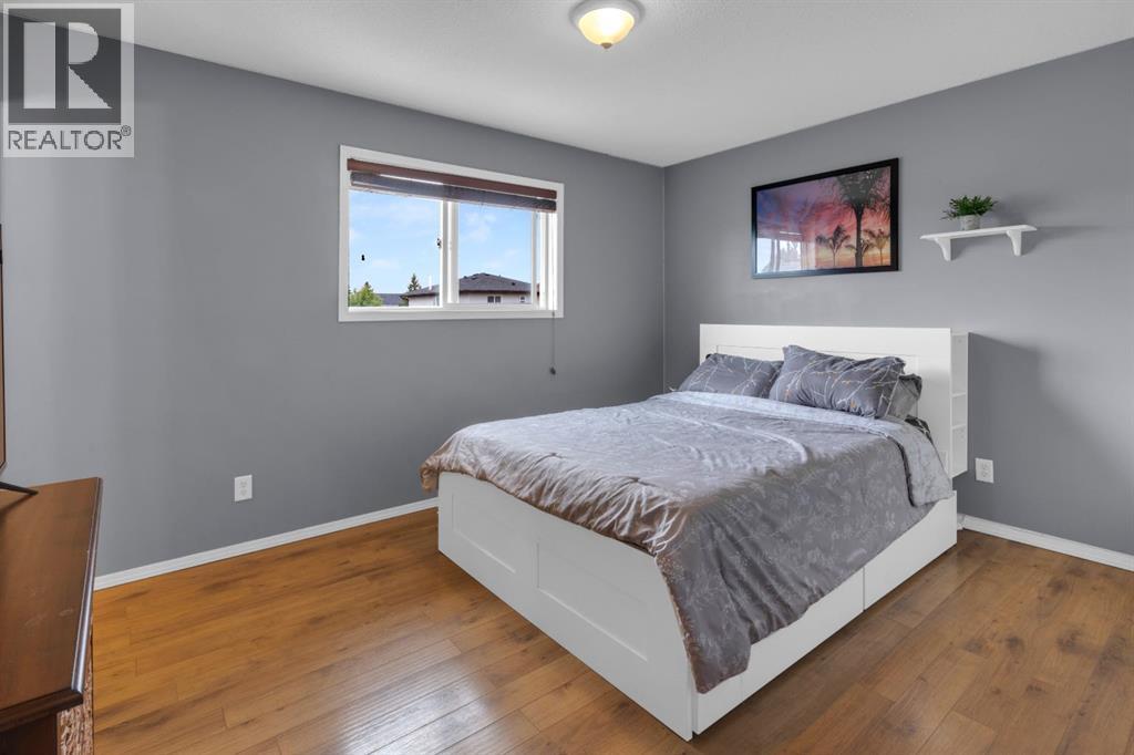 1918 Strathcona Terrace - 10
