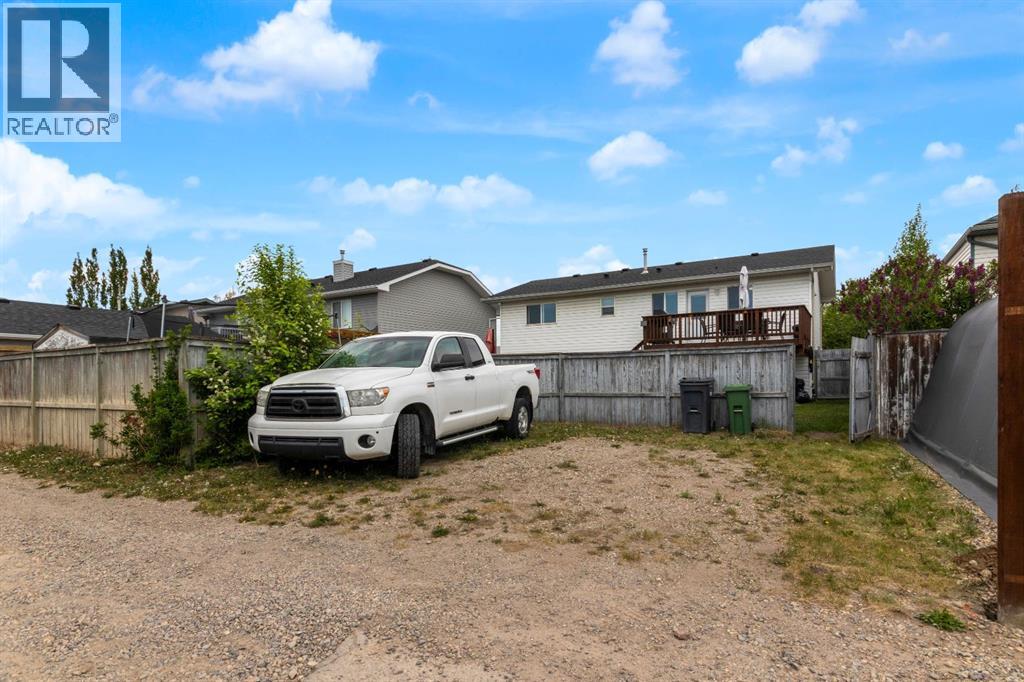 1918 Strathcona Terrace - 30