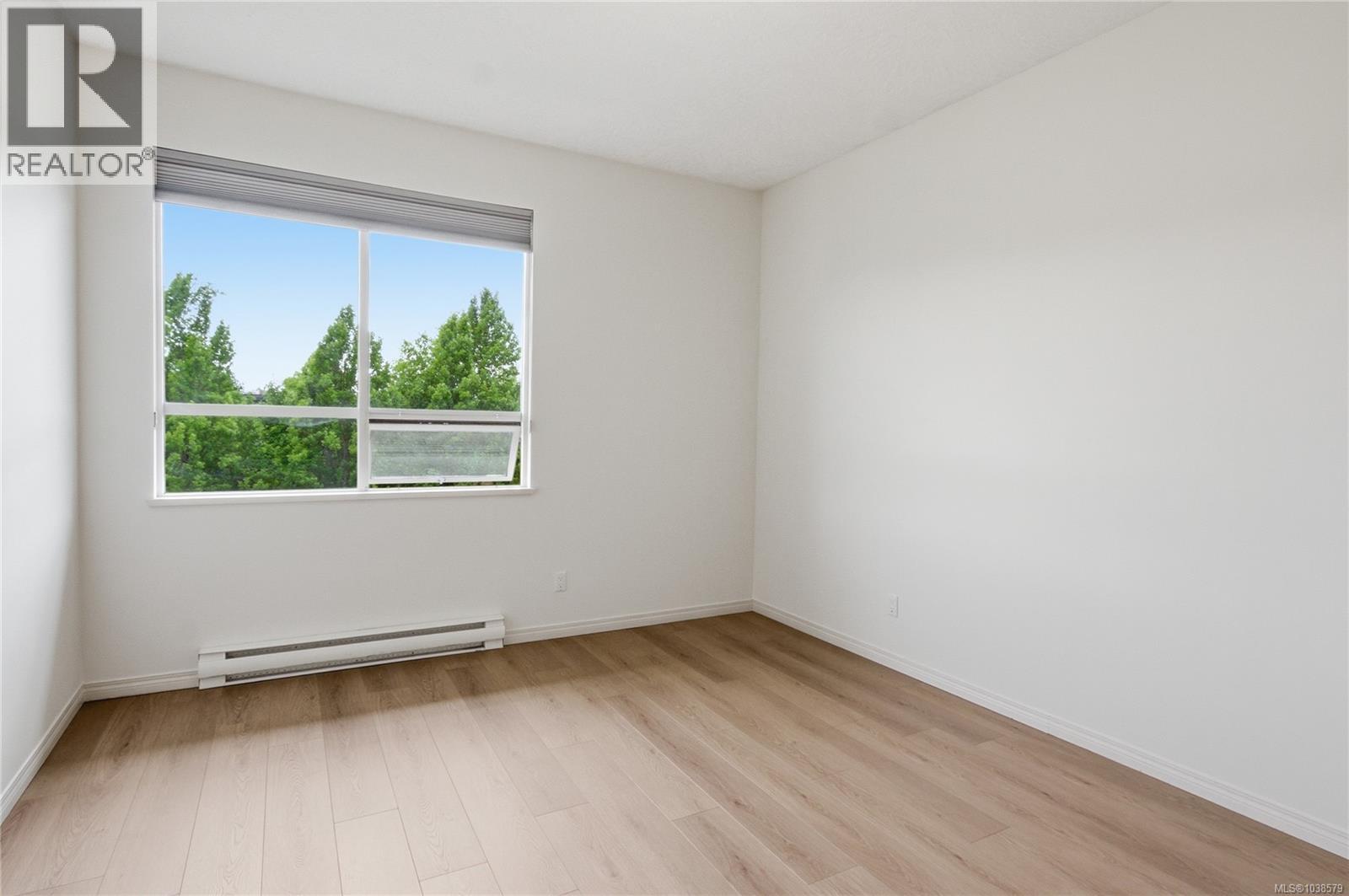 #409 380 Waterfront Cres - 19
